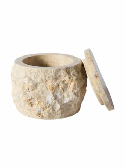 Batu-kannellinen rasia