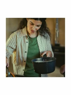 Hard Face -kasari kannella