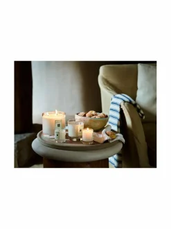 Honeysuckle & Davana Home Candle -tuoksukynttilä 200 g