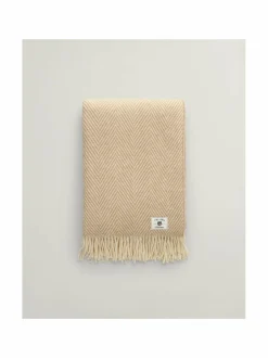 Kalanruotokuvioinen villainen torkkupeite