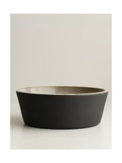 Koiran keraaminen ruokakulhosetti, 2 kulhoa, musta (ylöspäin levenevät kulhot)