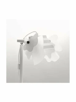 Kukkapuro Perhonen -pöytävalaisin