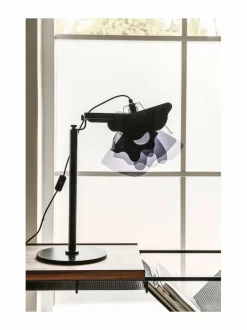 Kukkapuro Perhonen -pöytävalaisin