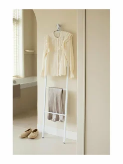 Linn Dressboy -vaateteline