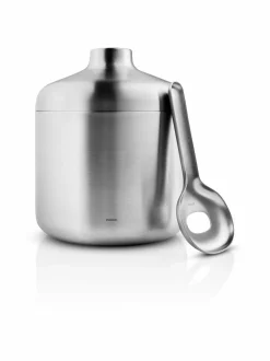 Liquid Lounge - jääastia jääpalakauhalla