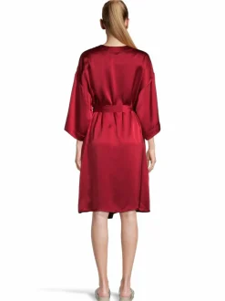 Maya -silkkiaamutakki lahjapakkauksessa