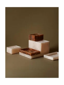 Mist-säilytyslaatikko