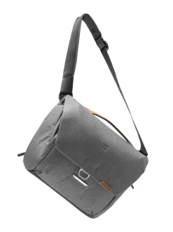 Peak Design Everyday Messenger 13L (Ash) -kameralaukku