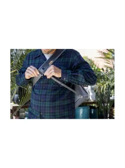 Peak Design Everyday Messenger 13L (Ash) -kameralaukku