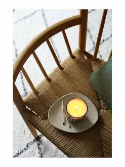 Pink Pepper -luksuskynttilä kannella 210 g