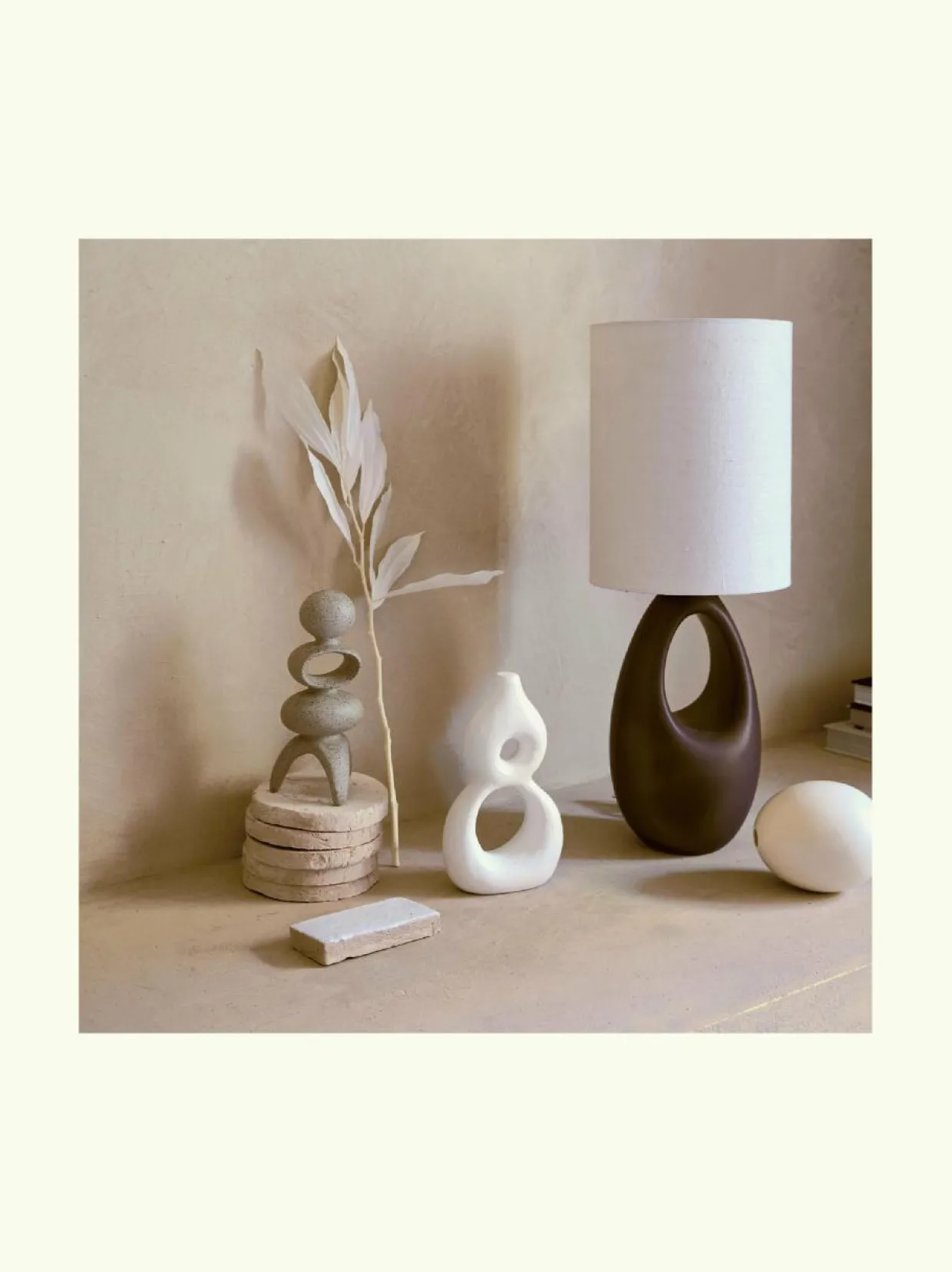 Re-discover L -pöytälamppu