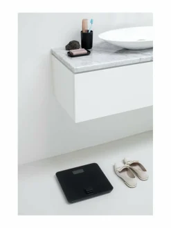 ReNew- henkilövaaka 30 x 30 x 4,3 cm