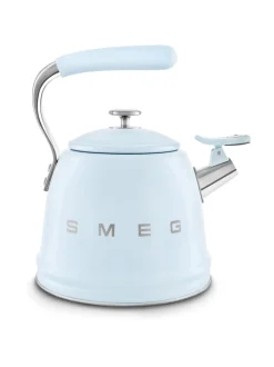 Smeg viheltävä vesipannu WKF01PB, pastellinsininen