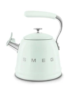 Smeg viheltävä vesipannu WKF01PG, pastellinvihreä