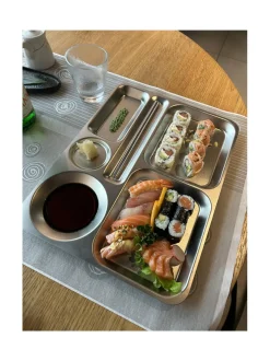 Sushisetti - lohkolautanen/tarjotin ja syömäpuikot