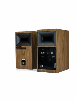 The Fives -aktiivikaiutinpari, pähkinäpuu