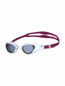 The One Woman -uimalasit