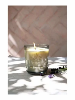 True Lavender -luksuskynttilä kannella 210 g