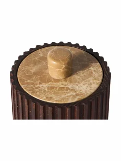 Yami-kannellinen säilytysrasia